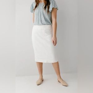 “Sara” stretch denim skirt